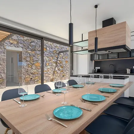 Willa Sundance Kechria